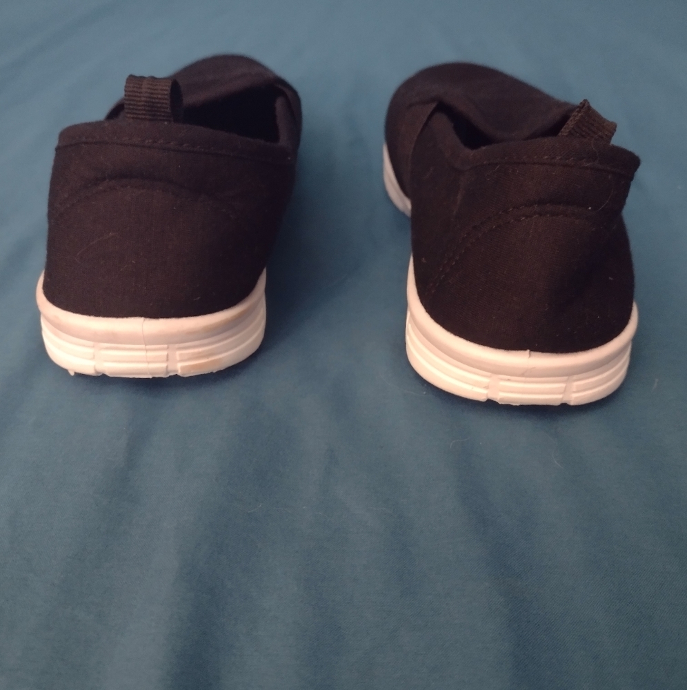 NWOT Take a Walk Women's Black Stretch Slip On Athletic Shoes with White Soles - Picture 11 of 15